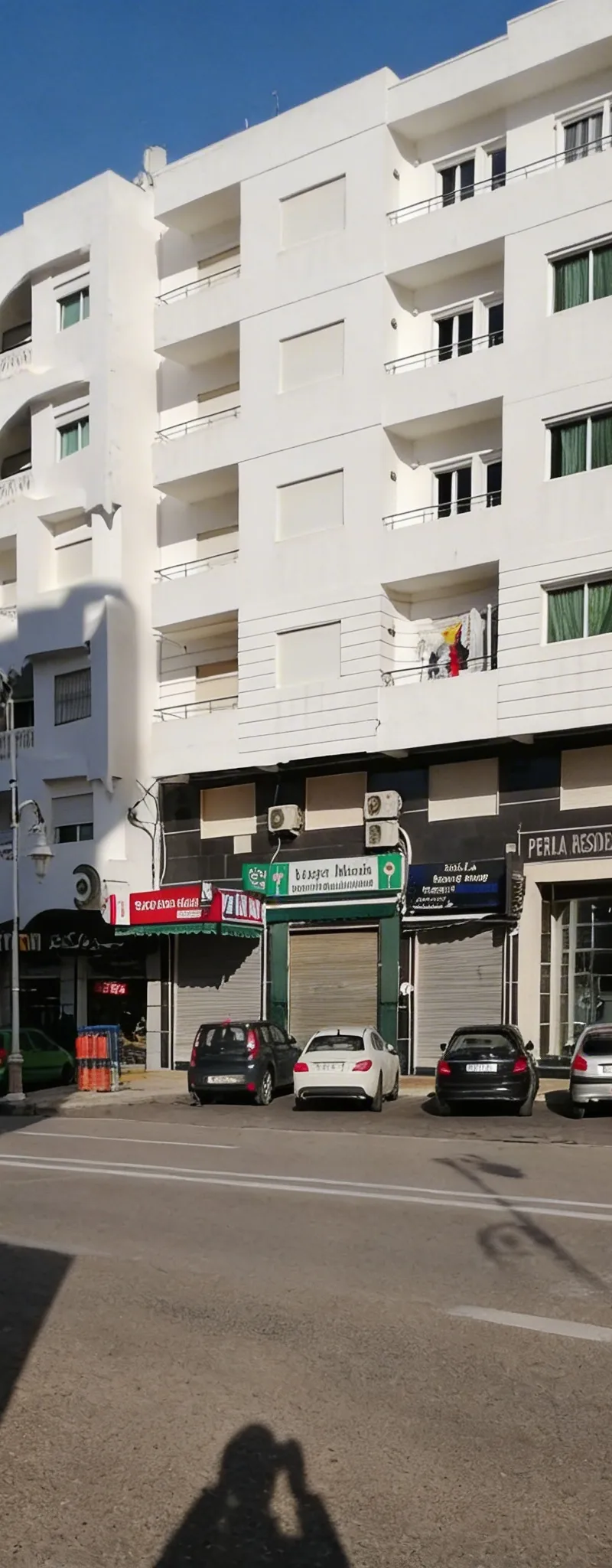 Local commercial à Avenue l'Armée Royale