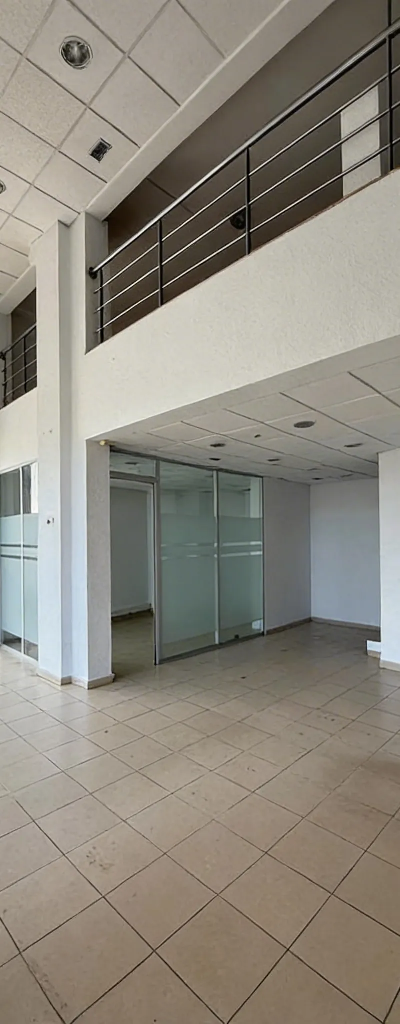 Magasin 150m² à louer à Battana-Salé