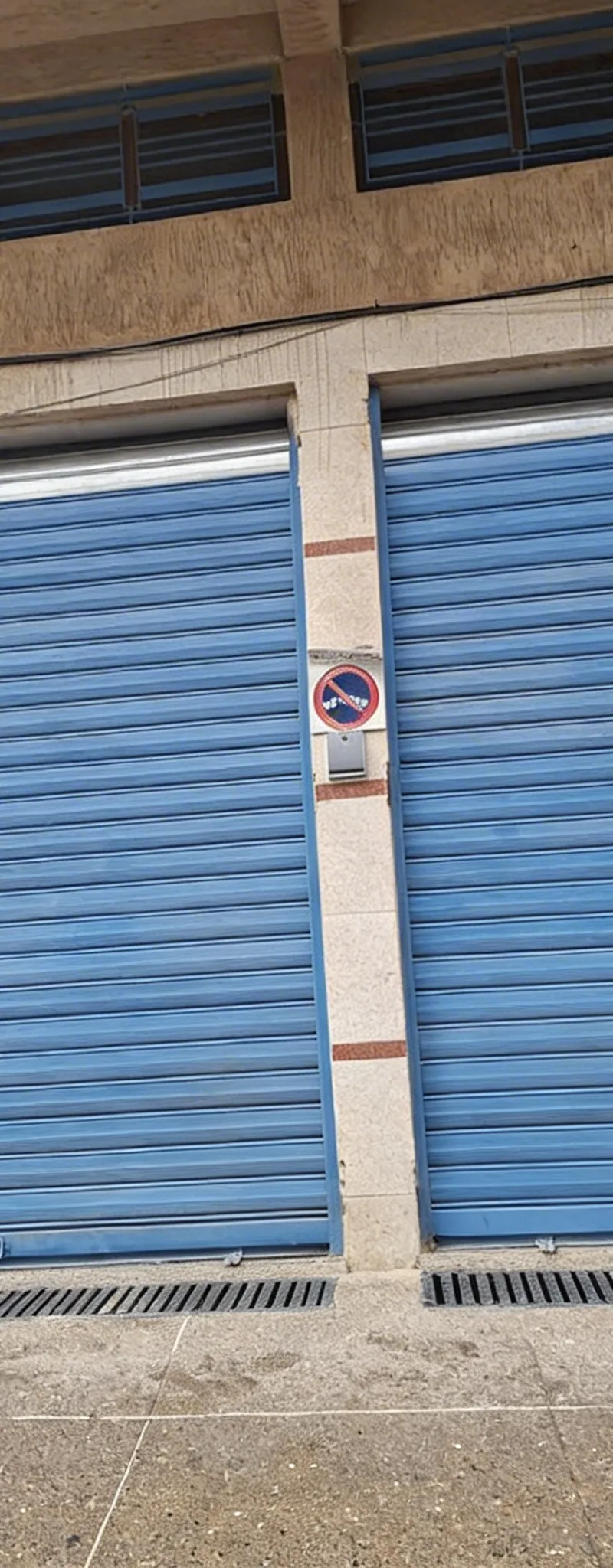 Magasin 120m commercial à louer
