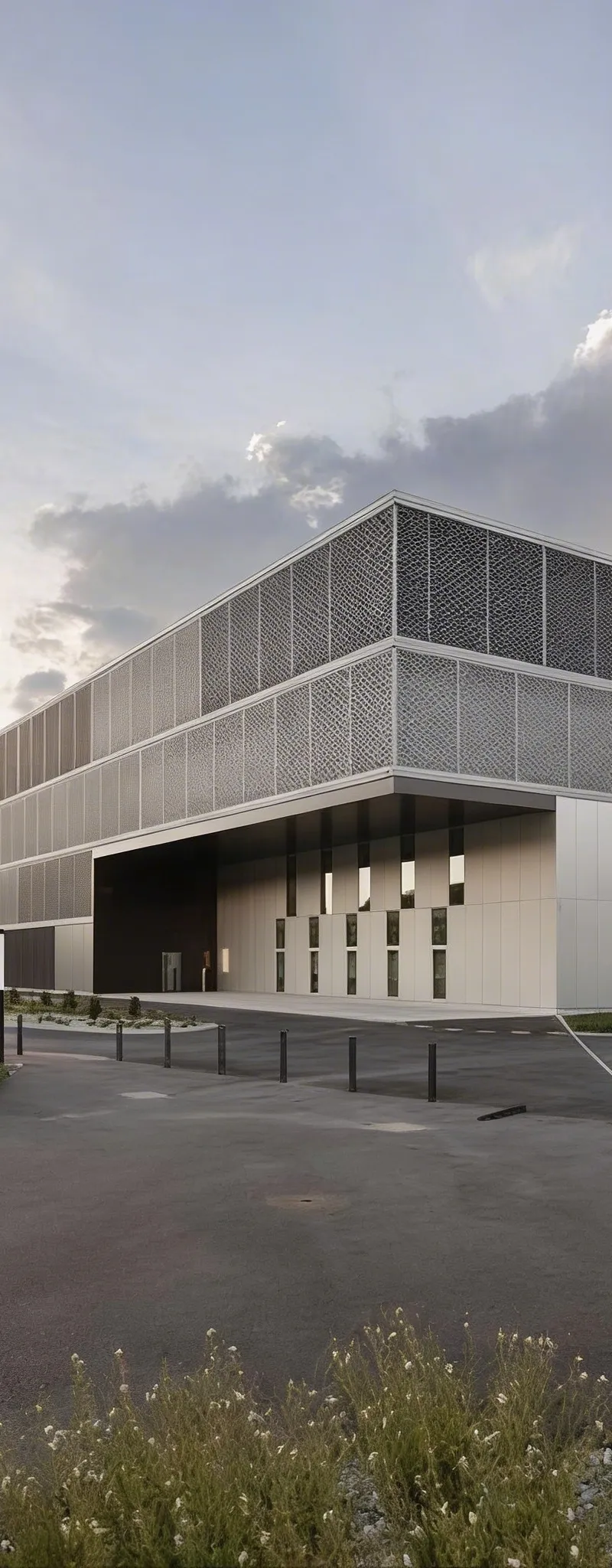 Entrepôt 13000 m² Zone industrielle Sapino