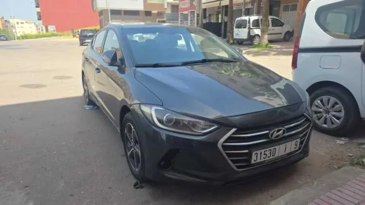 Hyundai Elantra Automatique Diesel 2019