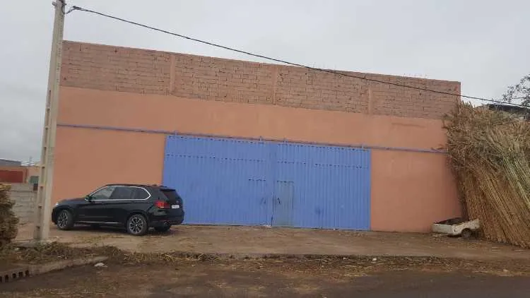 Dépôt à vendre