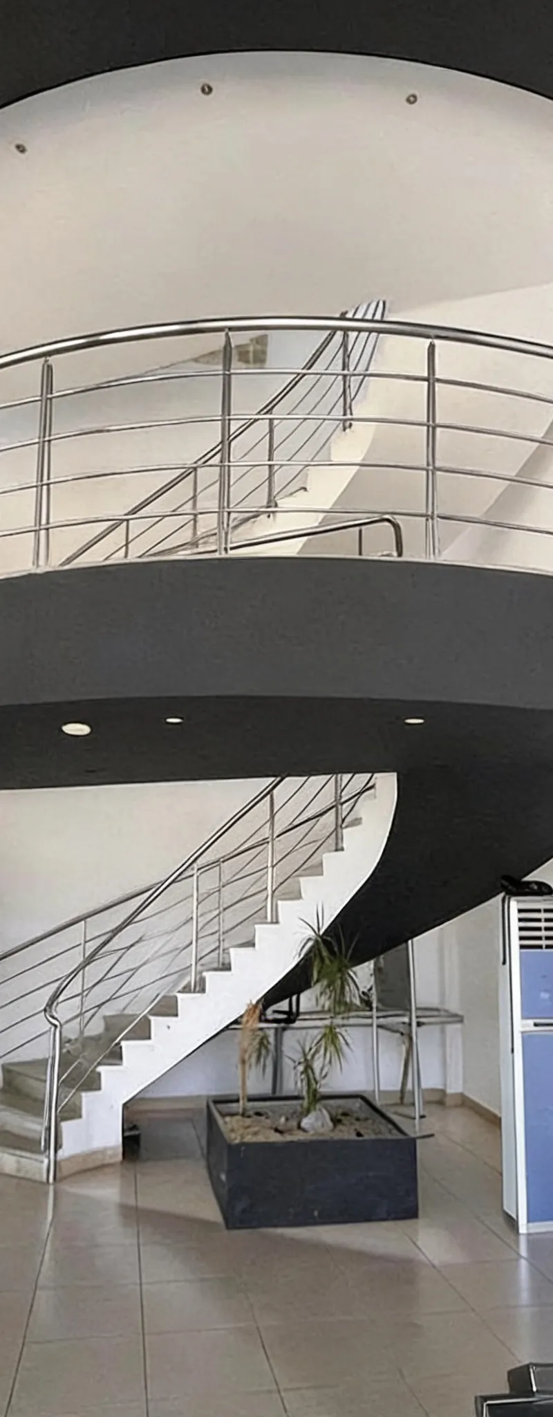 Immeuble professionnel 8800 m² Ain Harrouda