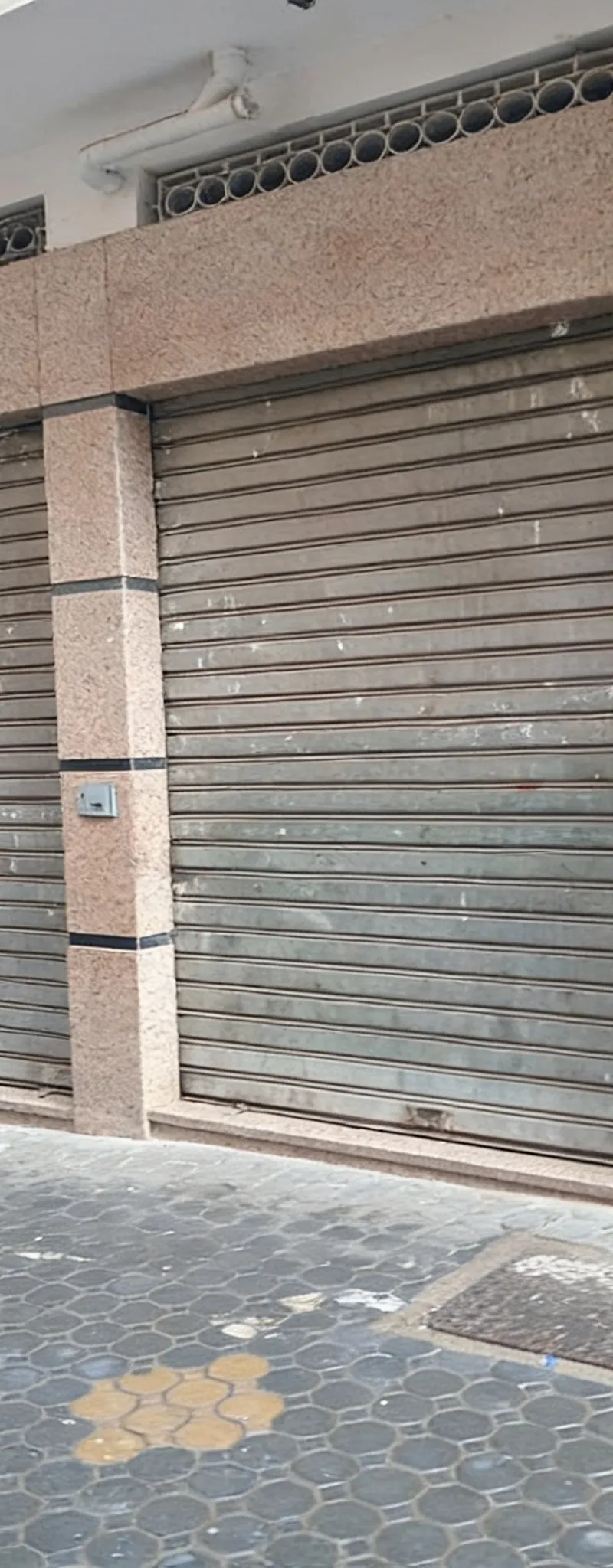 Magasin avec appartement au centre de Casablanca
