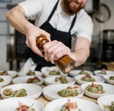Cuisinier - Restauration collective - Bouskoura