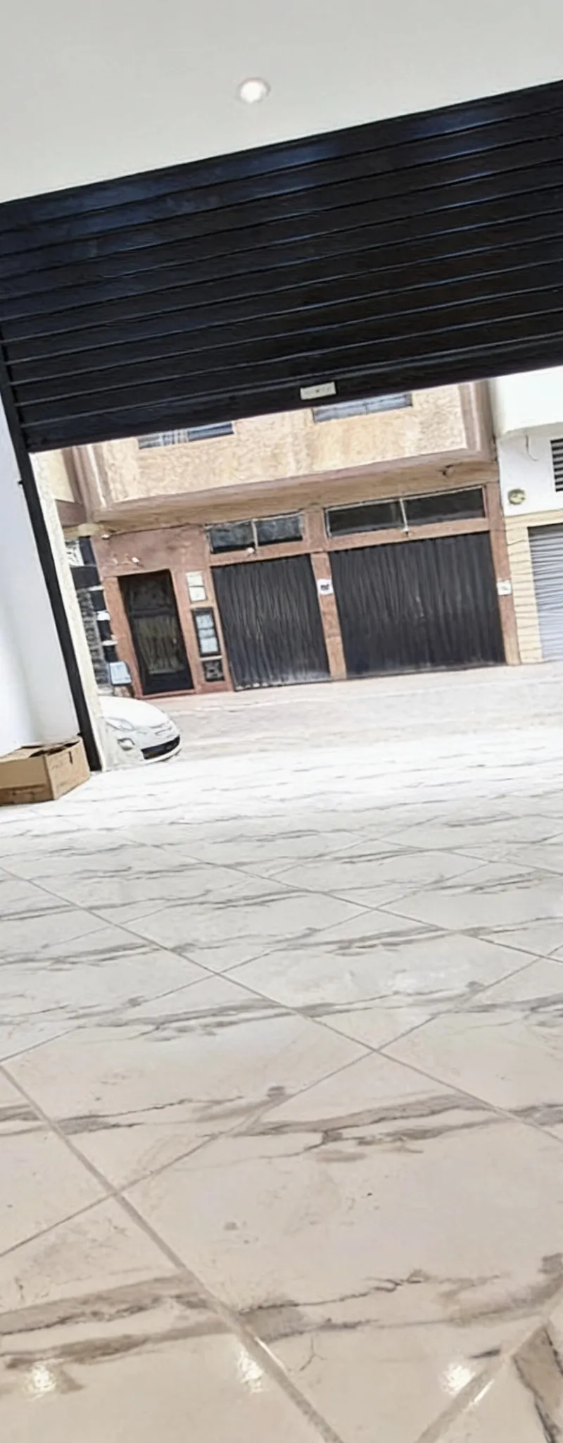 Magasin gérance 27 m2 Prolongement 2 Mars