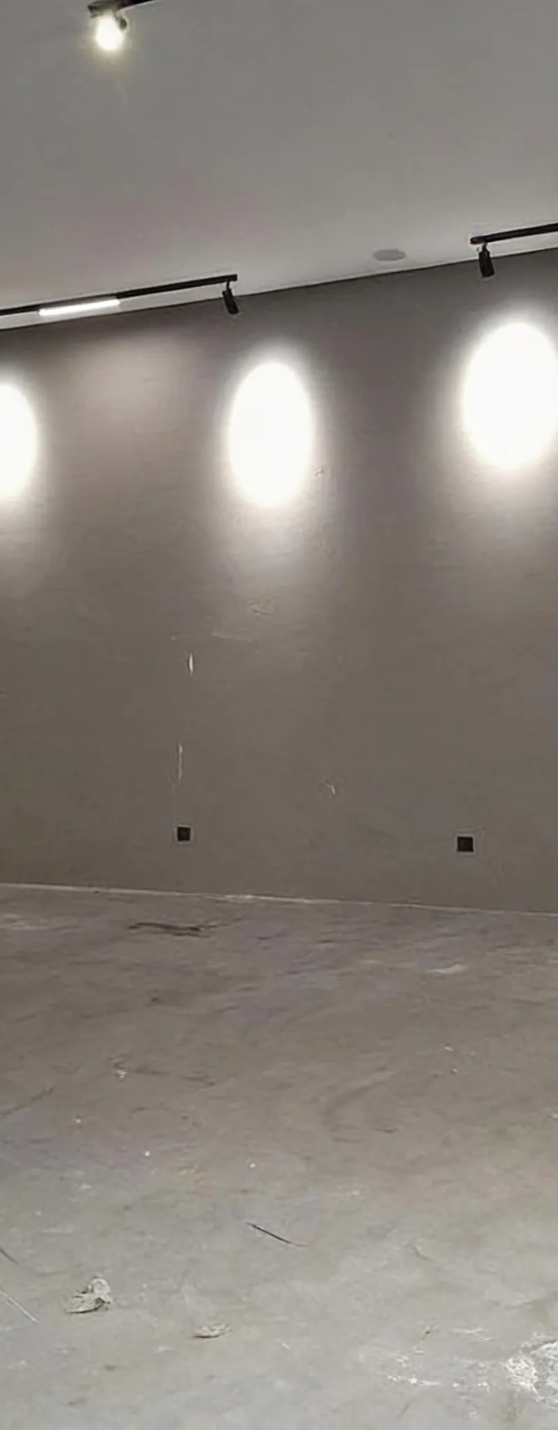 Local commercial de 428m² et 89m² à Iberia