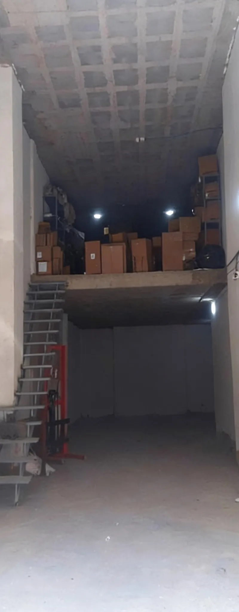 Magasin commercial 150 m² à Oulfa Cheikh Khalifa