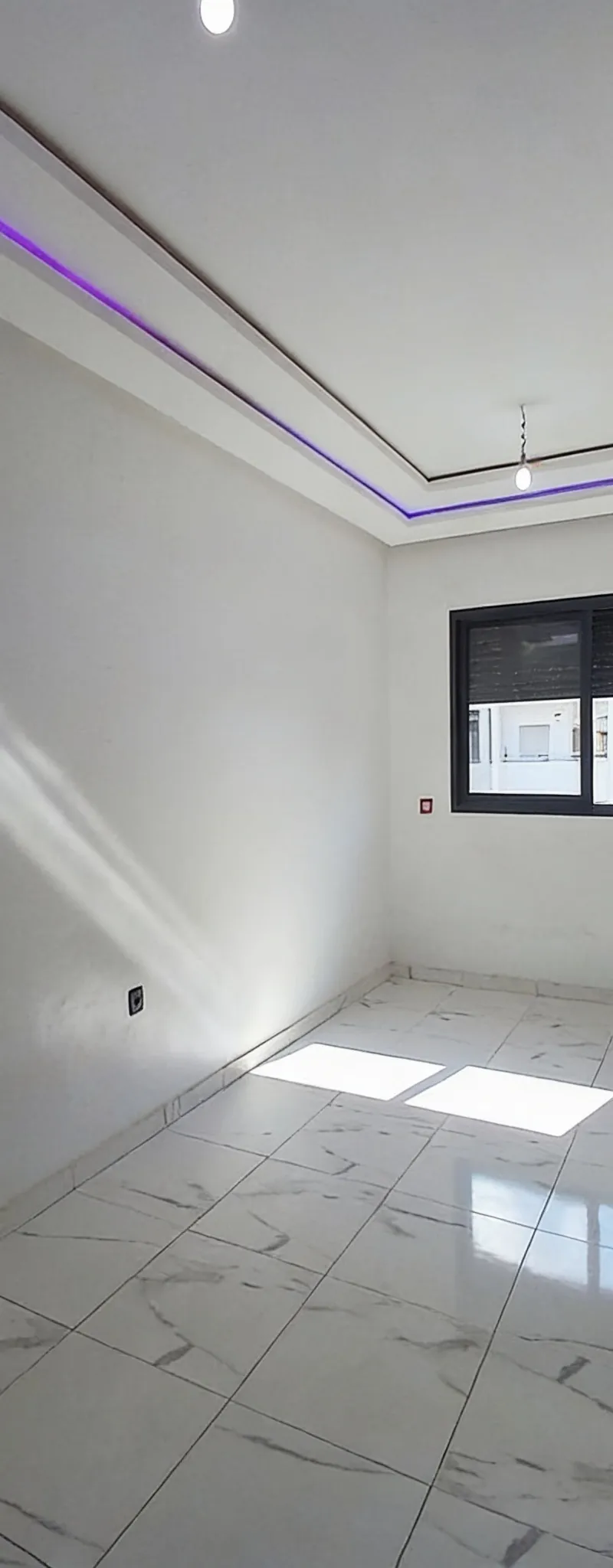 Appartement trois chambres ensoleillé à louer sans intermédiaire Bouskoura