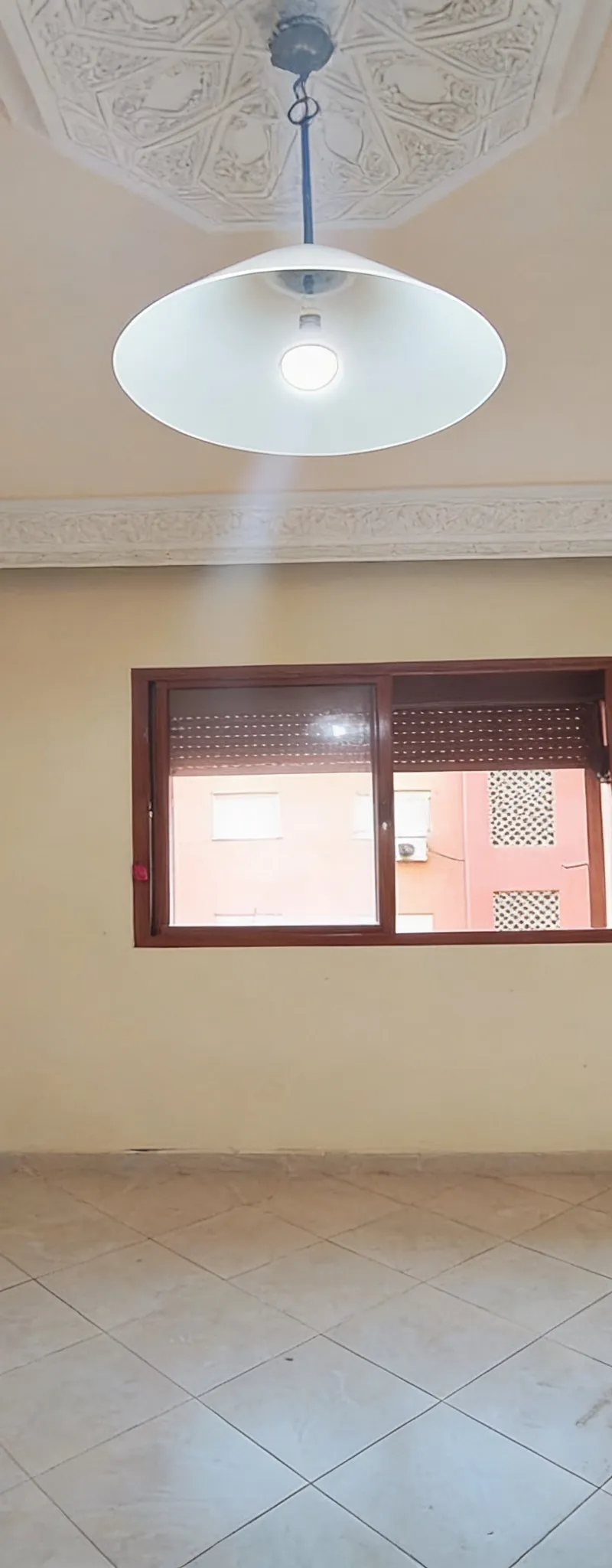 Appartement vide au 3ème étage sans ascenseur