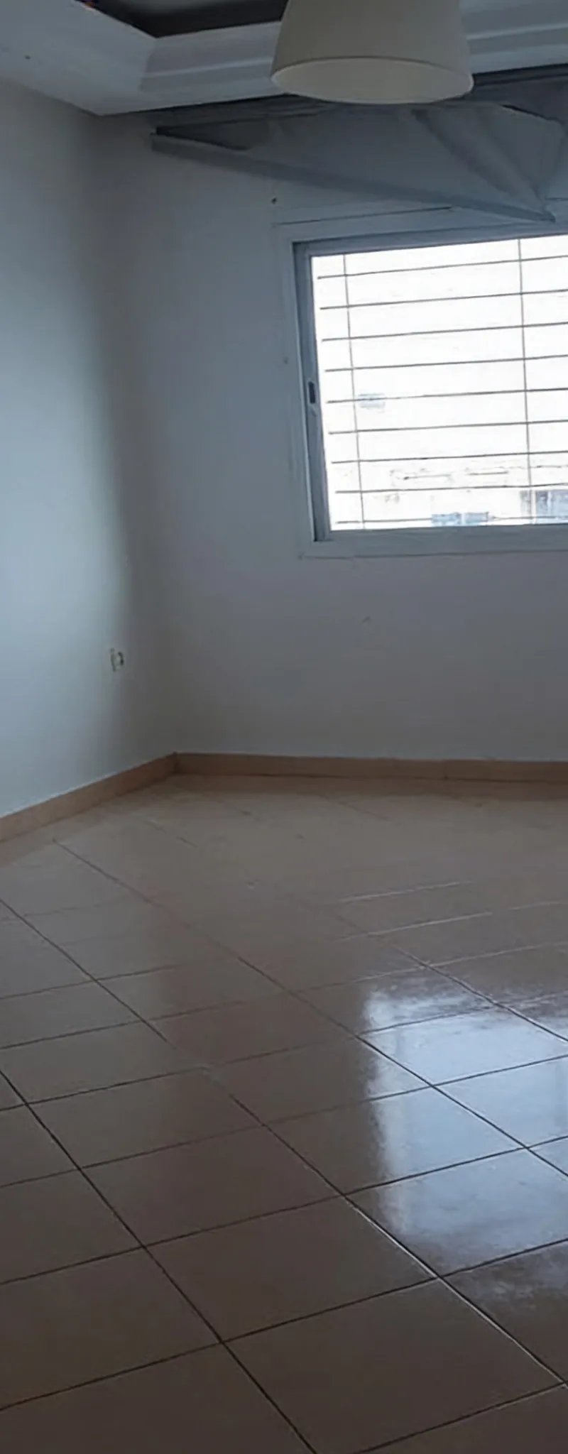 Appartements usage bureau à Hassan