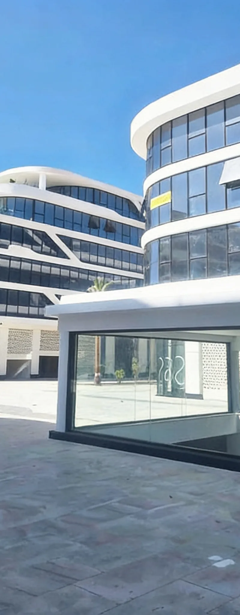 Plateau Bureau neuf à Louer Proche le Parc et ONCF