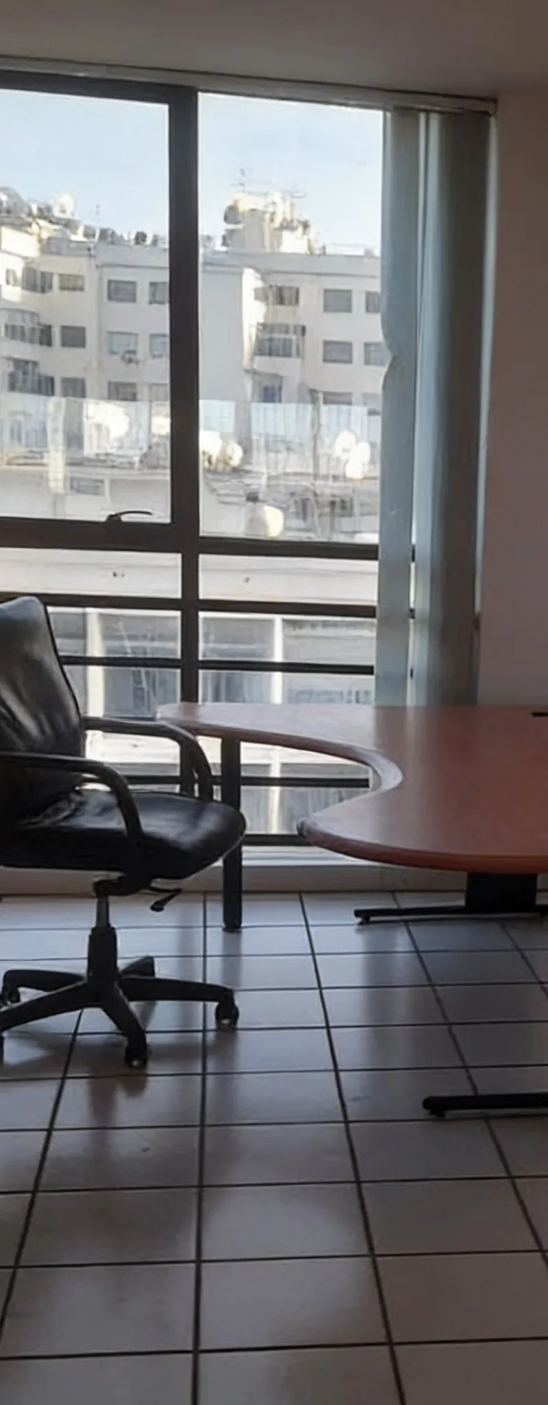 Plateau 1 open 2p 106m2 a louer bd Zerktouni