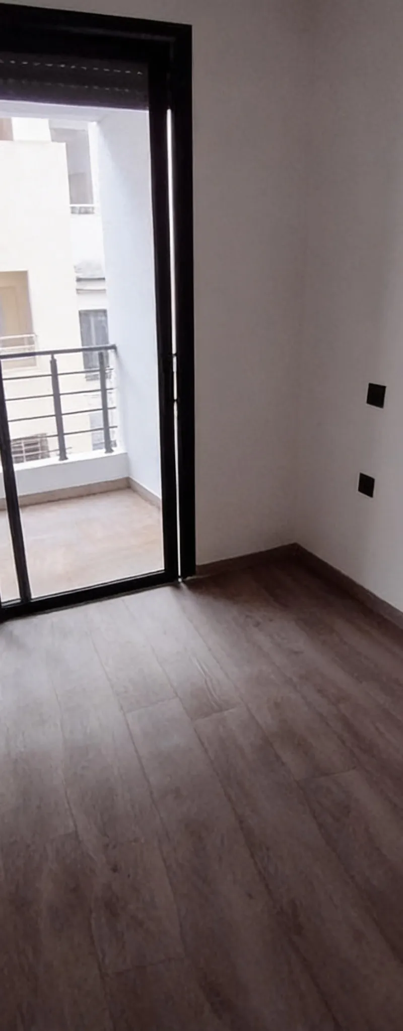 Bureau Professionnel 75m2 Avenue Tan-Tan