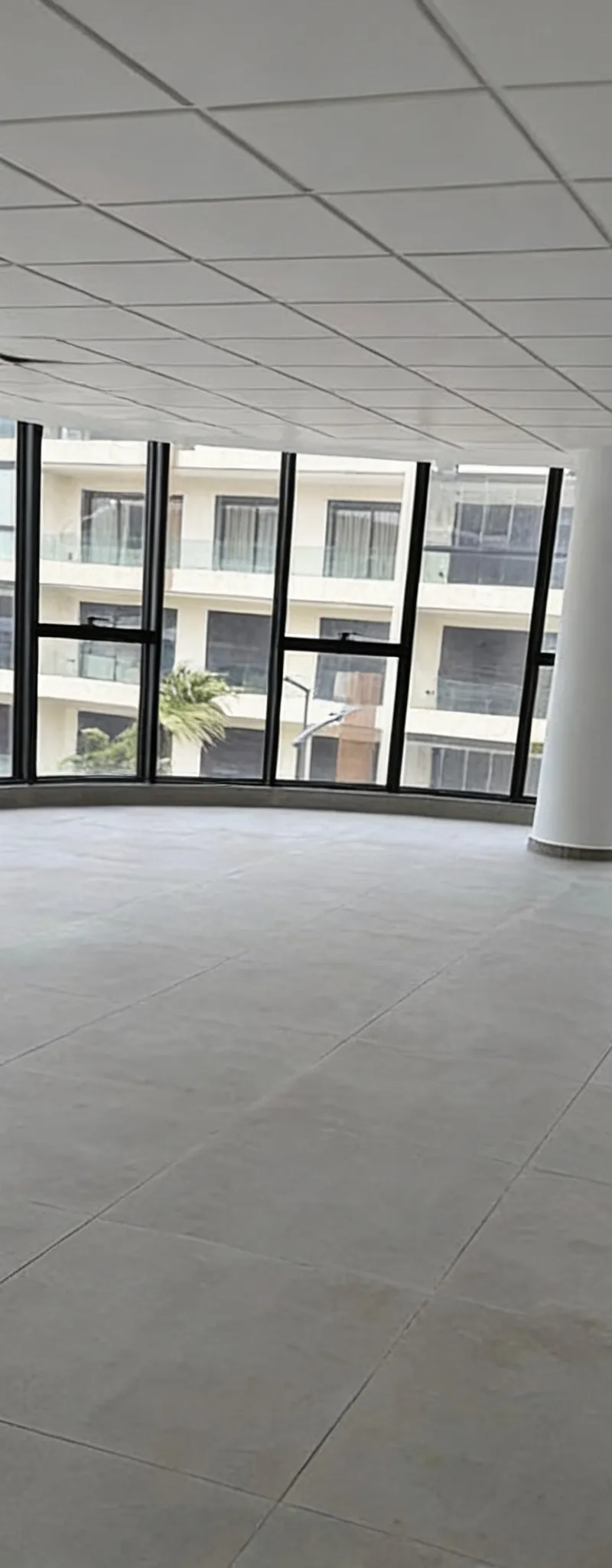 Le parfait des bureaux aux orchidées Manisman