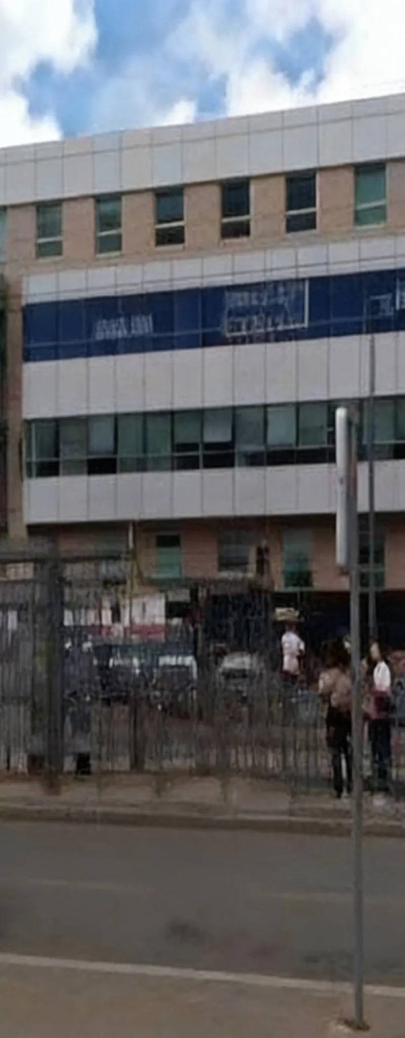 Bureaux de 150 m a 3000 m a Sidi Maarouf