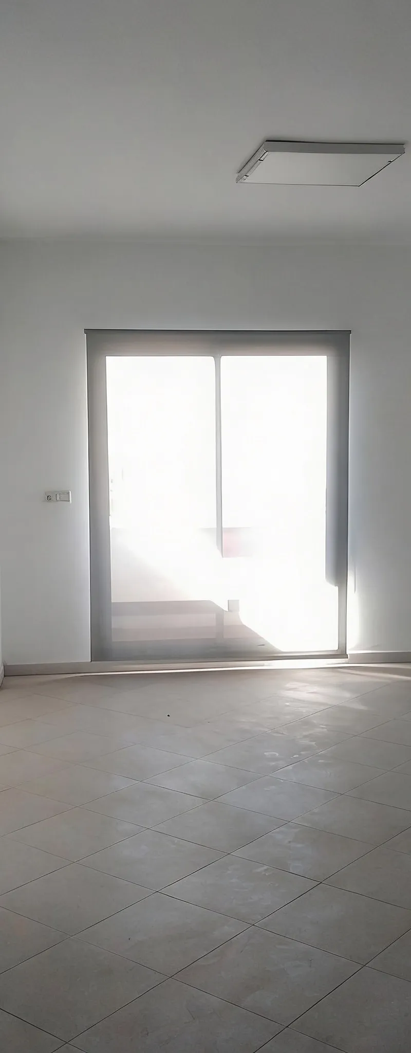 bureau 111m bien situé bd abdelmoumen tram