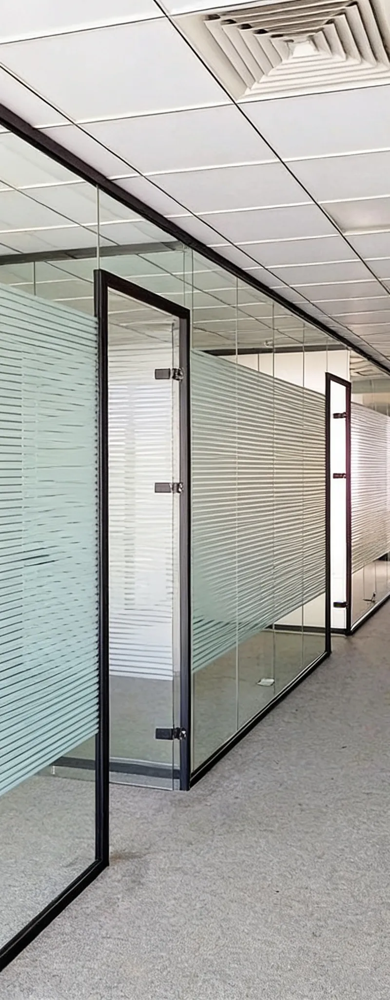 Location Bureau 3 piéces de 101 m2 à Casablanca