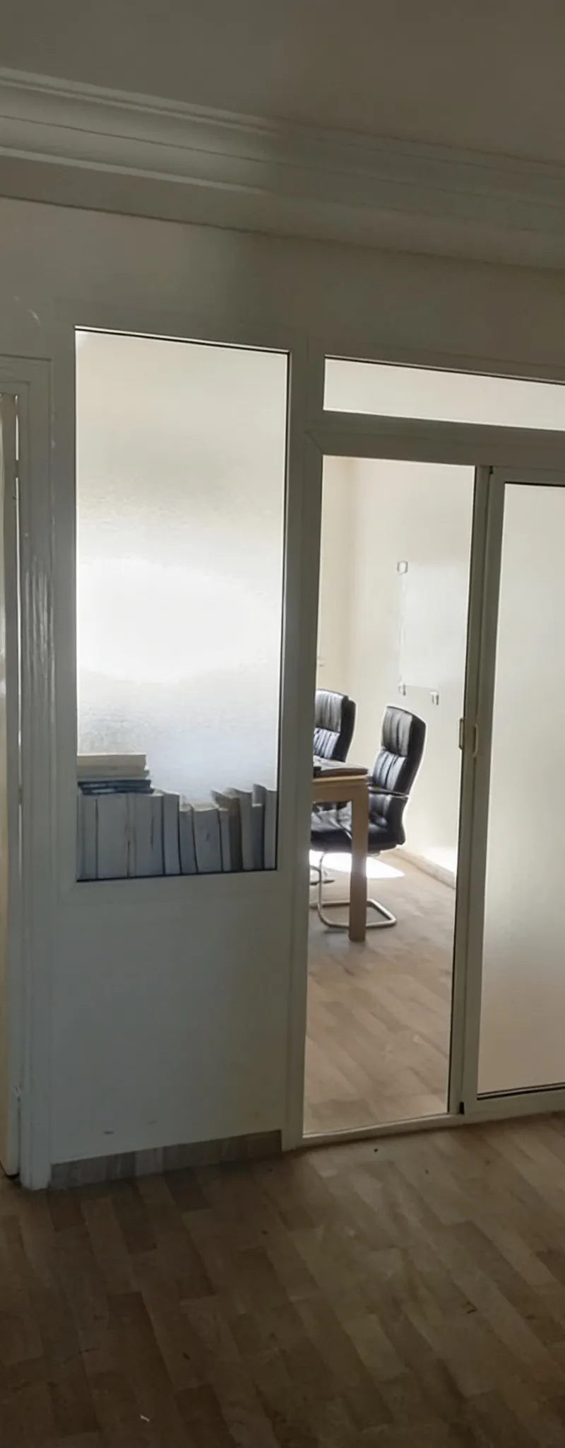 Bureau 110m2 près casavoygeur alyasir
