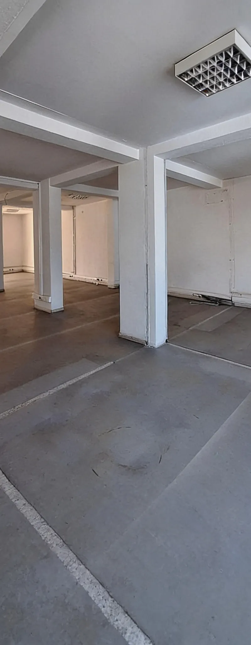 Bureaux de 240 à 2880 m² proche F.A.R