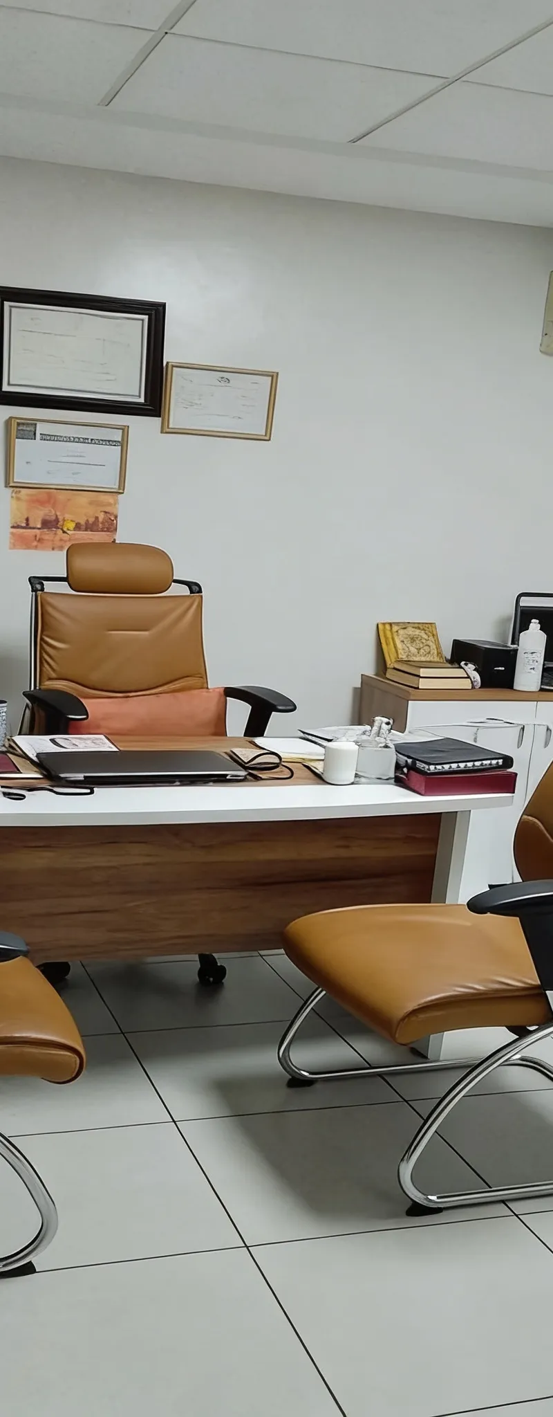 Plateau de bureau à louer
