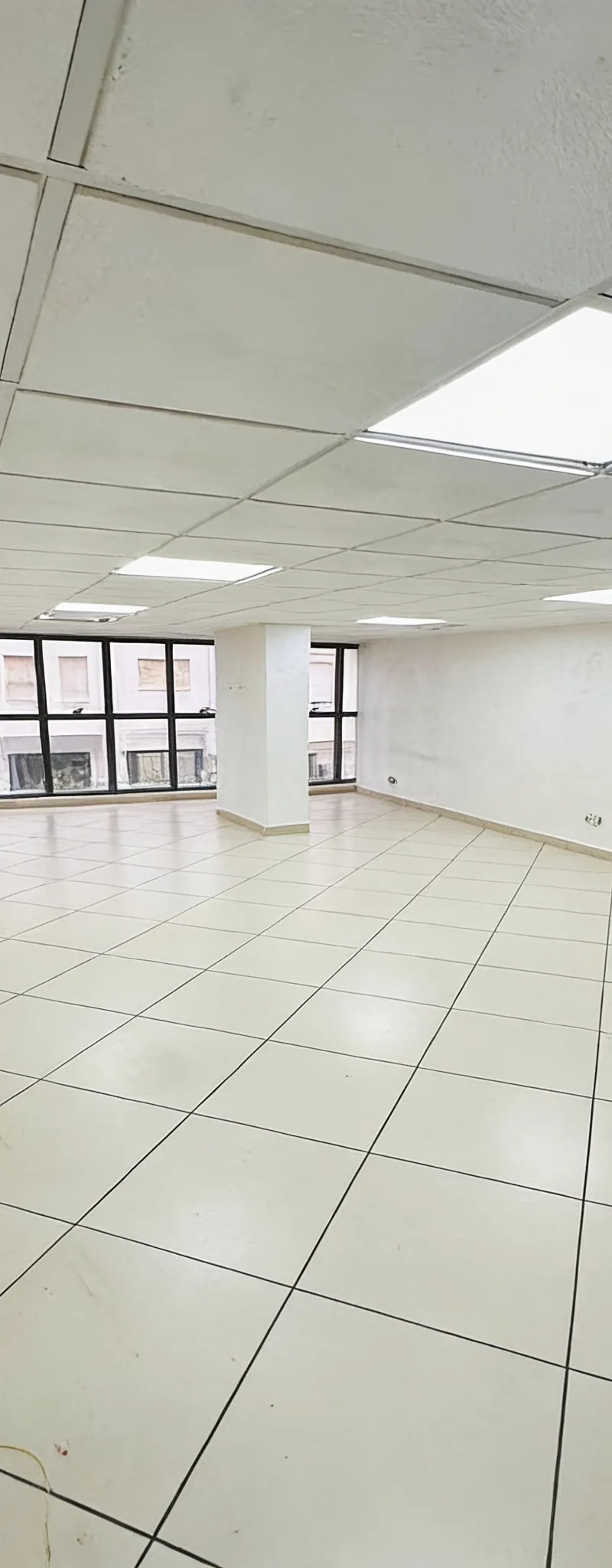 Bureau moderne 47m² à Louer - NEJMA (1er étage)