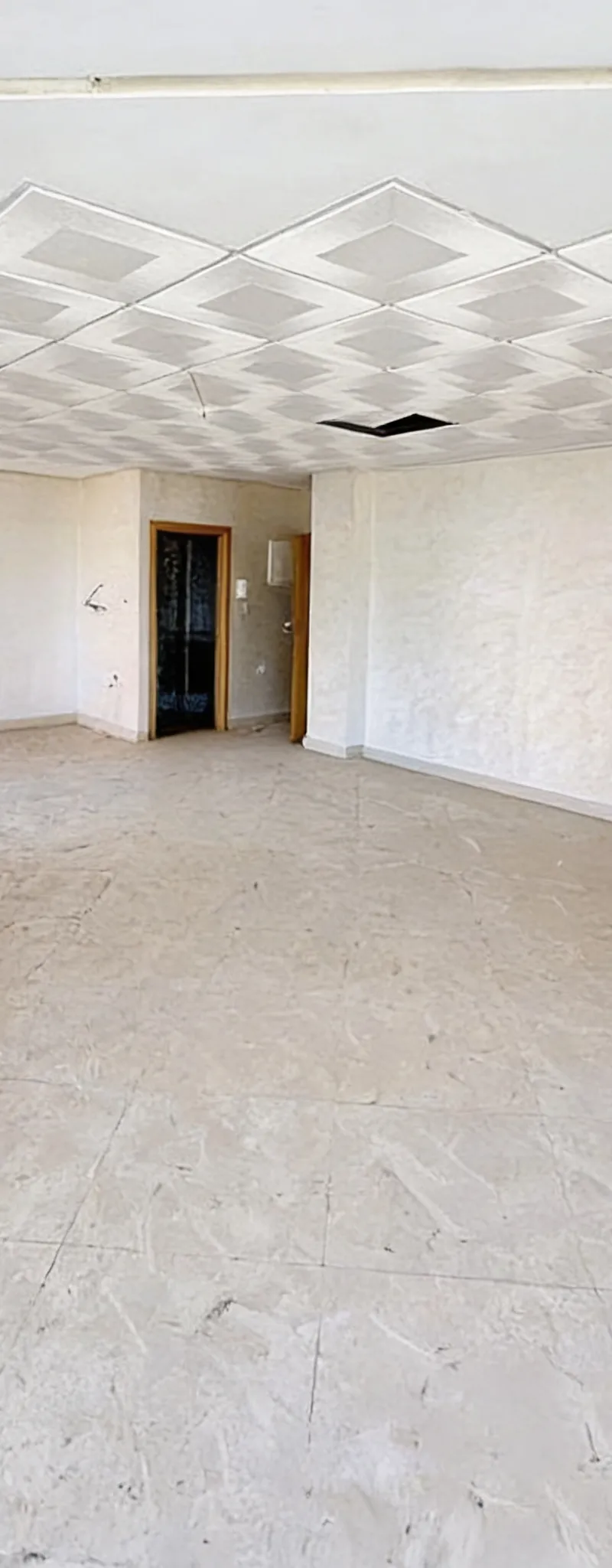 Location beaux plateaux bureaux vides