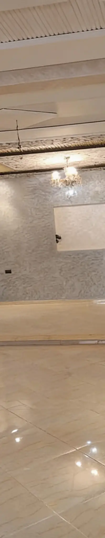 Appartement et magasin à Deroua