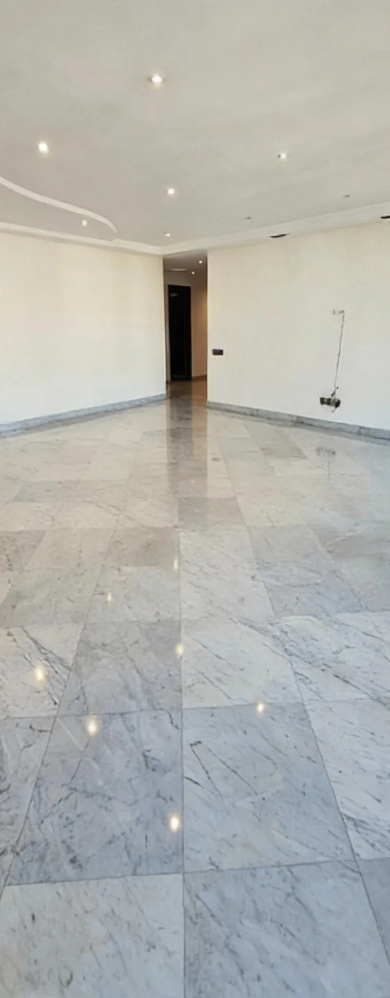RACINE Superbe Appartement Rénové à Vendre 265m²