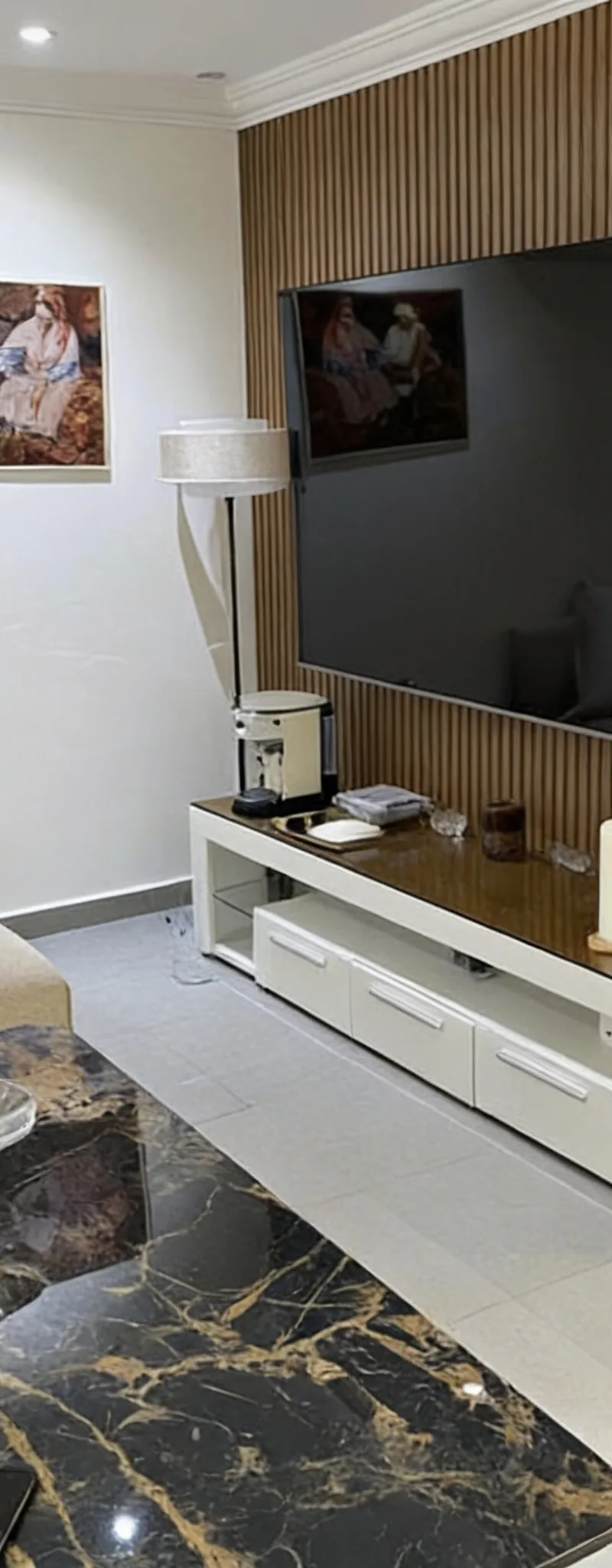 APPARTEMENT MEUBLÉ NEUF À LOUER À HASSAN