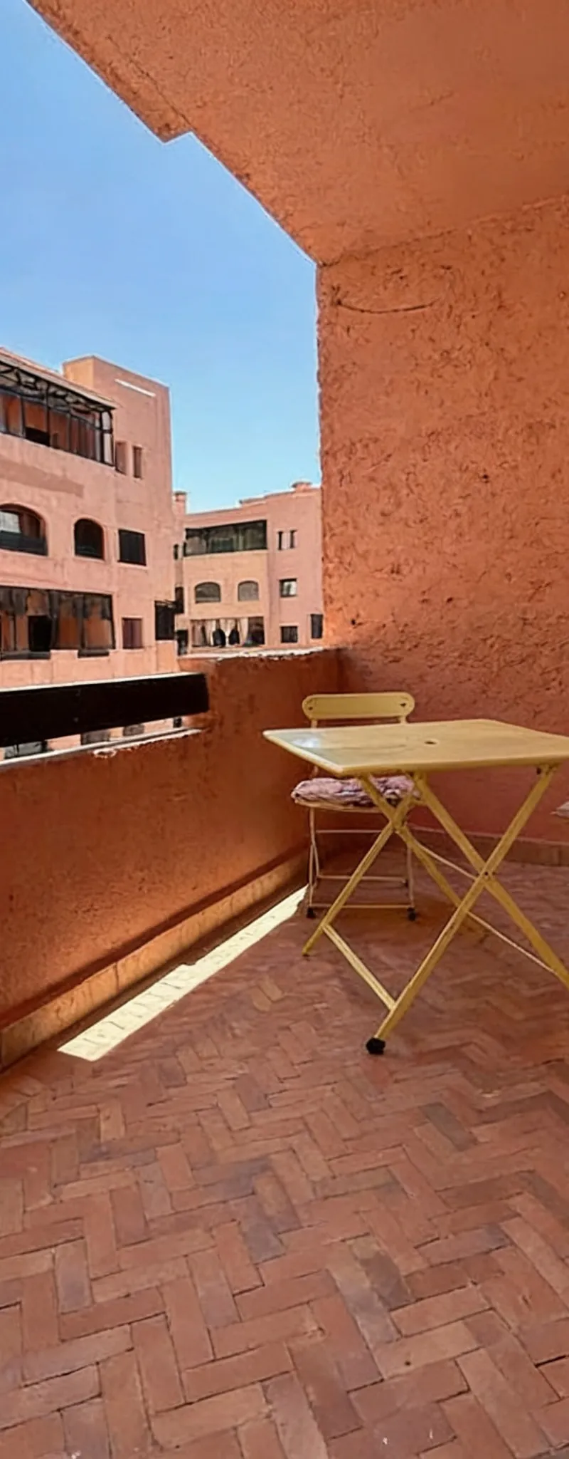 Appartement meublé avec une terrasse à louer