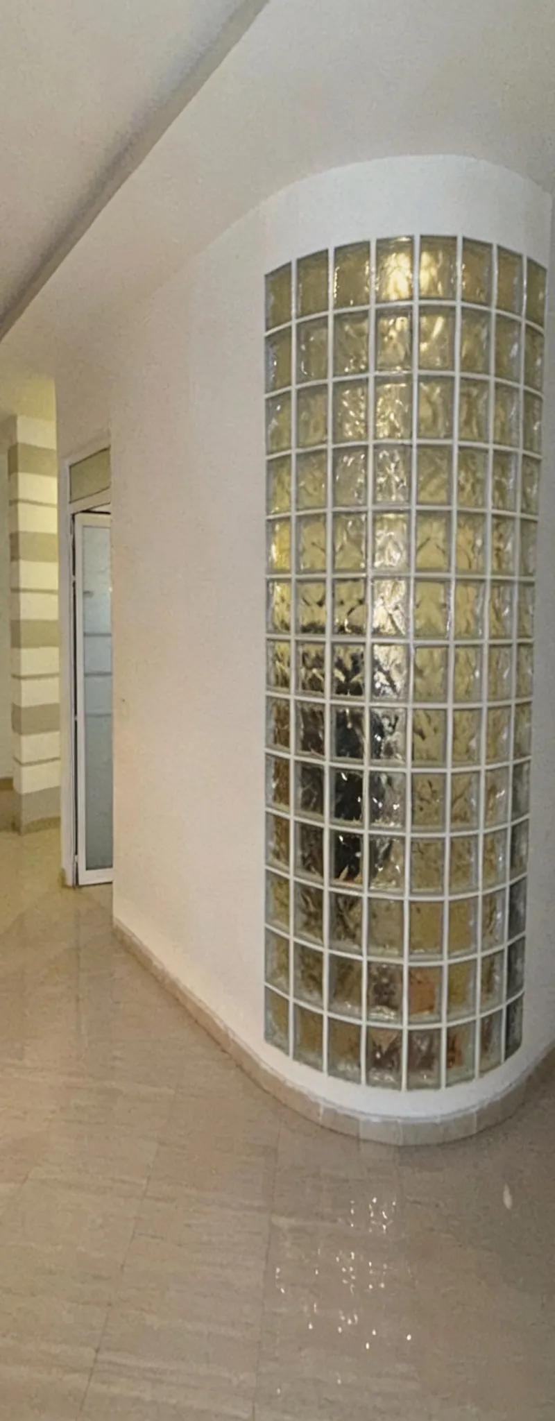 Local commercial 1 350 m² – Av Moulay Ismail