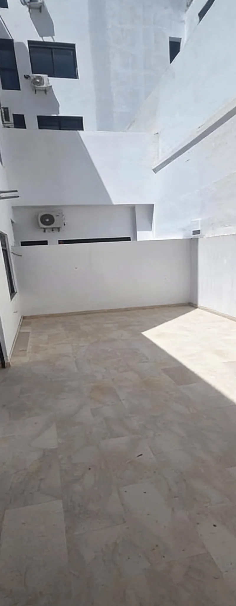 Appartement 76m Haut Standing Maarif Ex