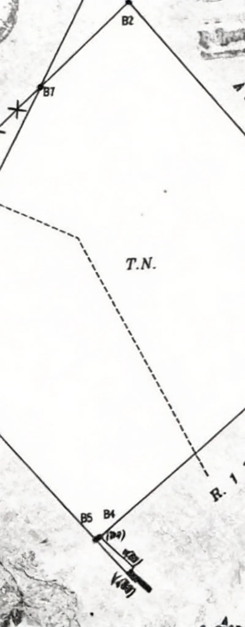 Terrain à vendre avec titre foncier.