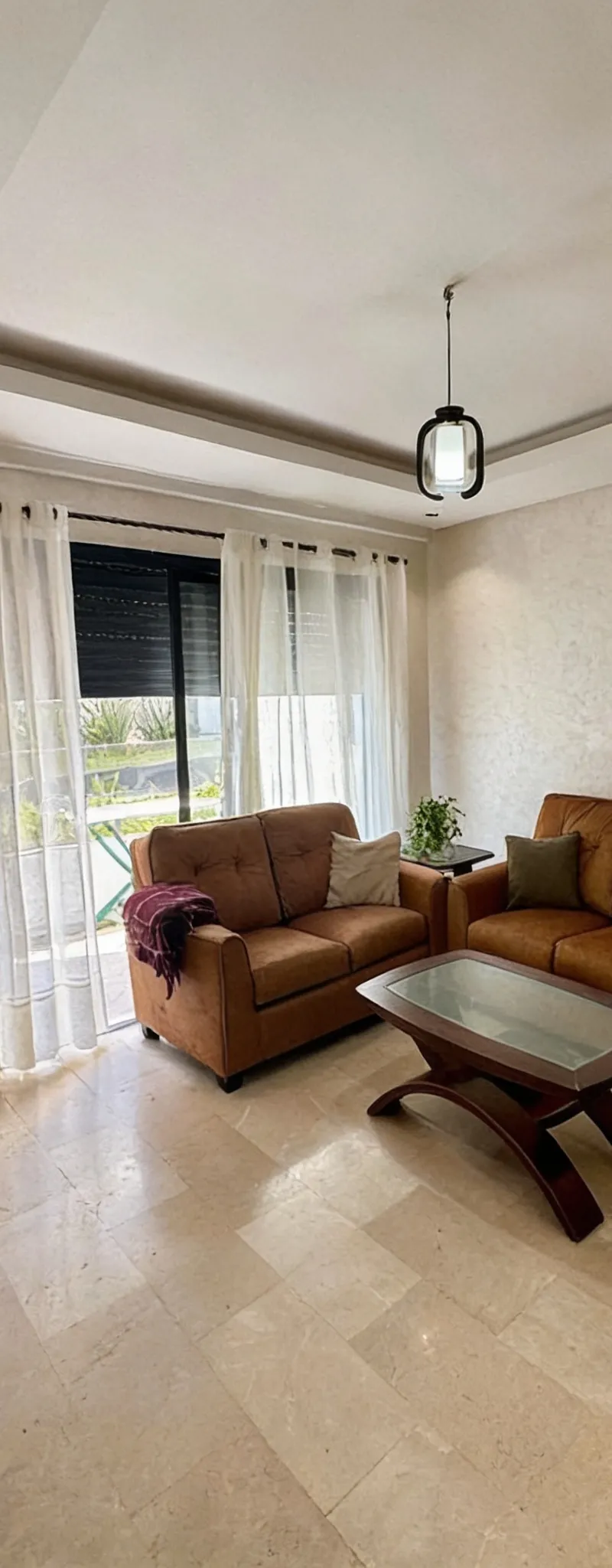 Duplex meublé vue piscine & jardin – Ville Verte