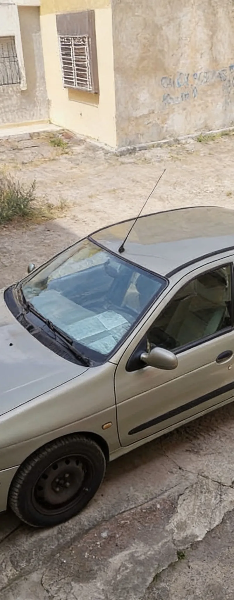 RENAULT Mégane 2002 Diesel Occasion Kénitra Maroc