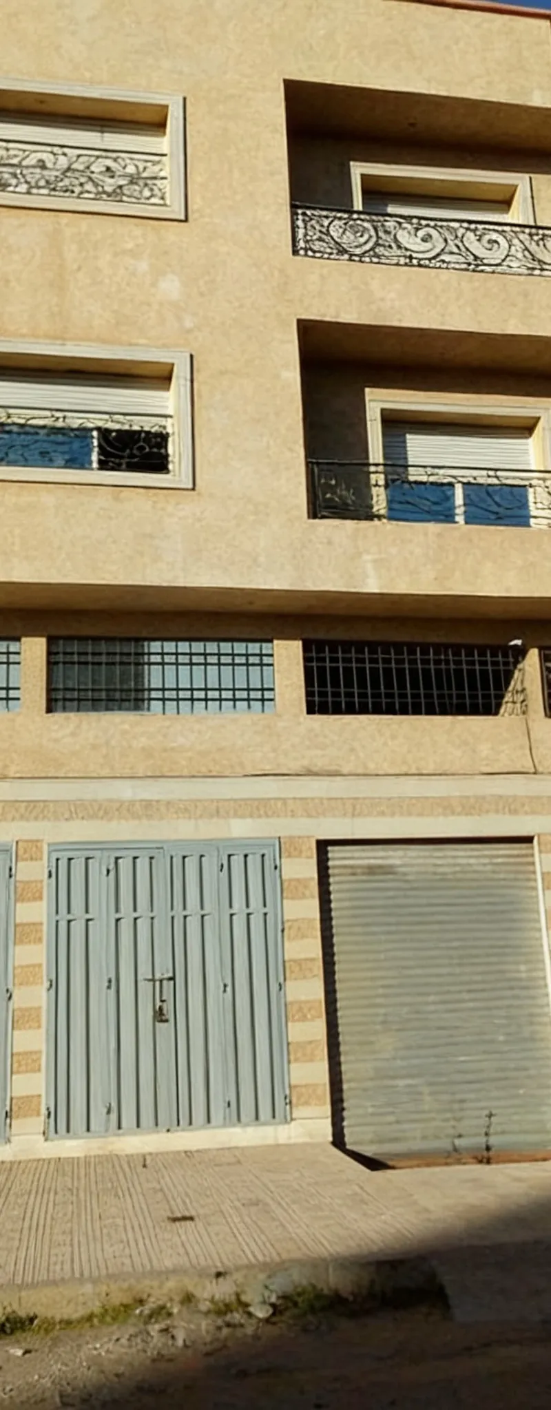 Magasin 200m2 ouled saleh zone industrielle