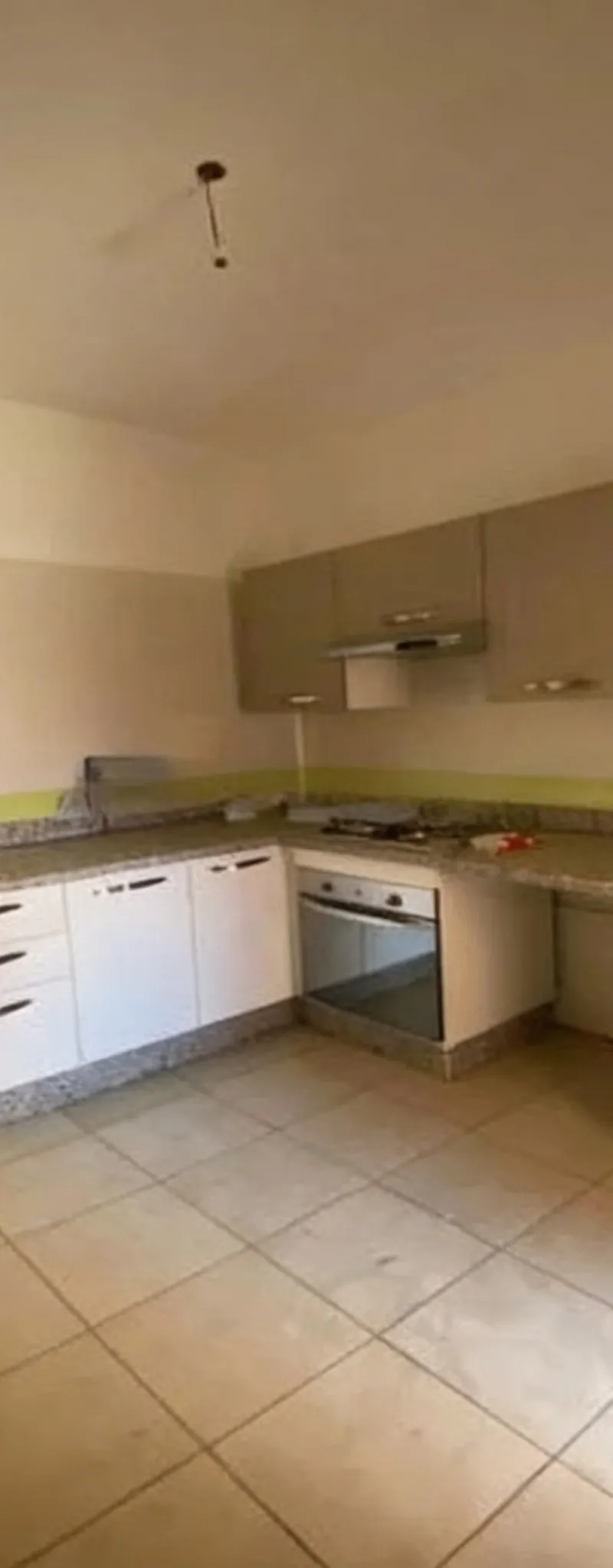 Appartement Aïn Mazouar 3 Chambres avec ascenseur