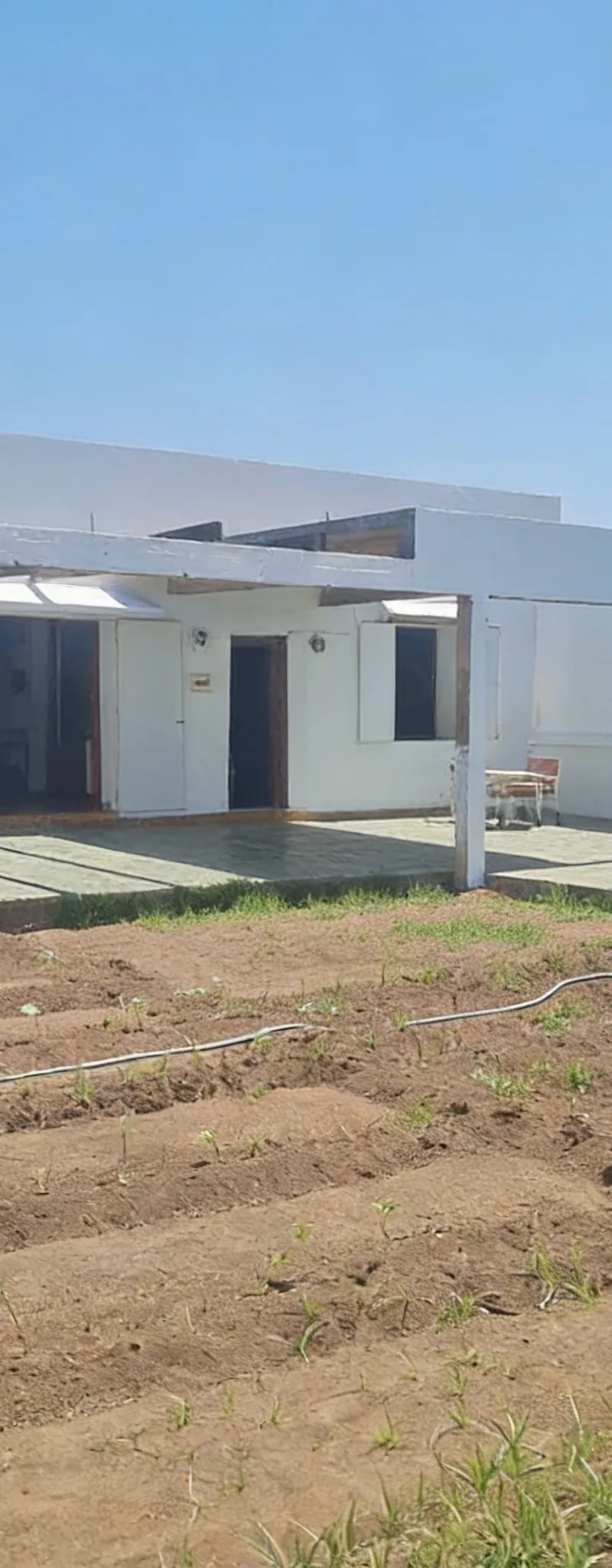 A vendre Maison, terrains ,et hangars agricole