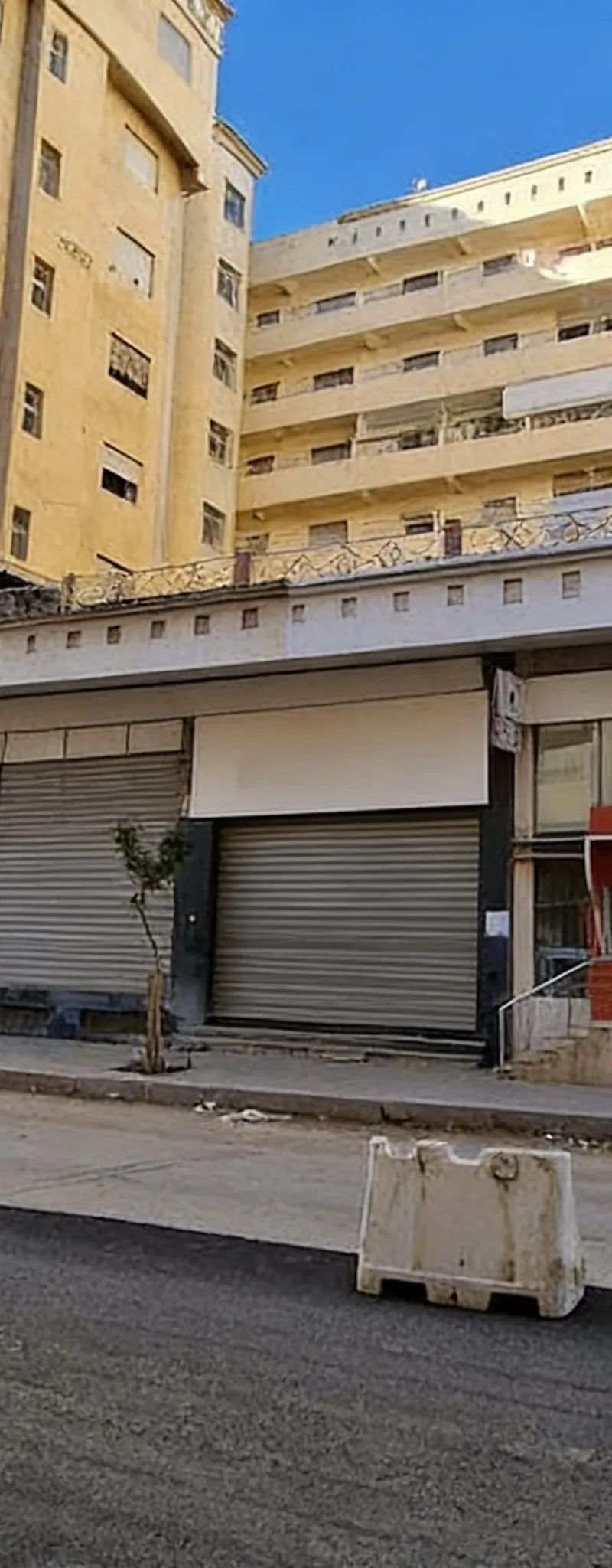 Super magasin à Meknès