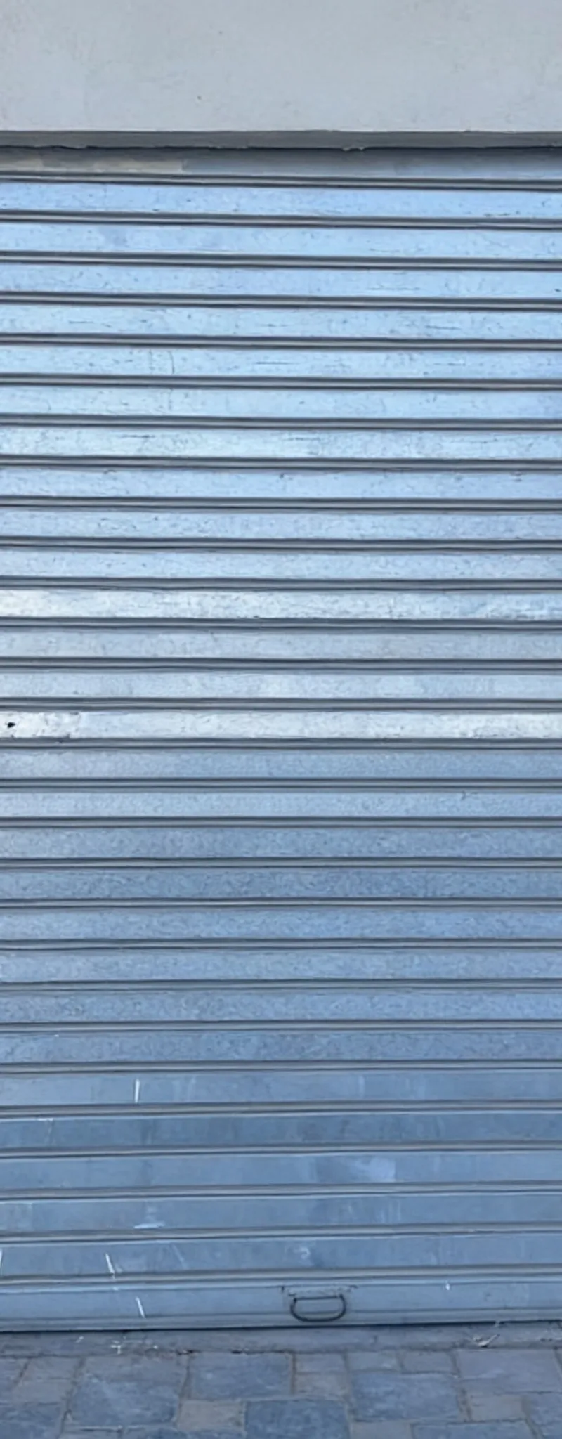 Magasin bien situé dans un quartier de 4000 logements