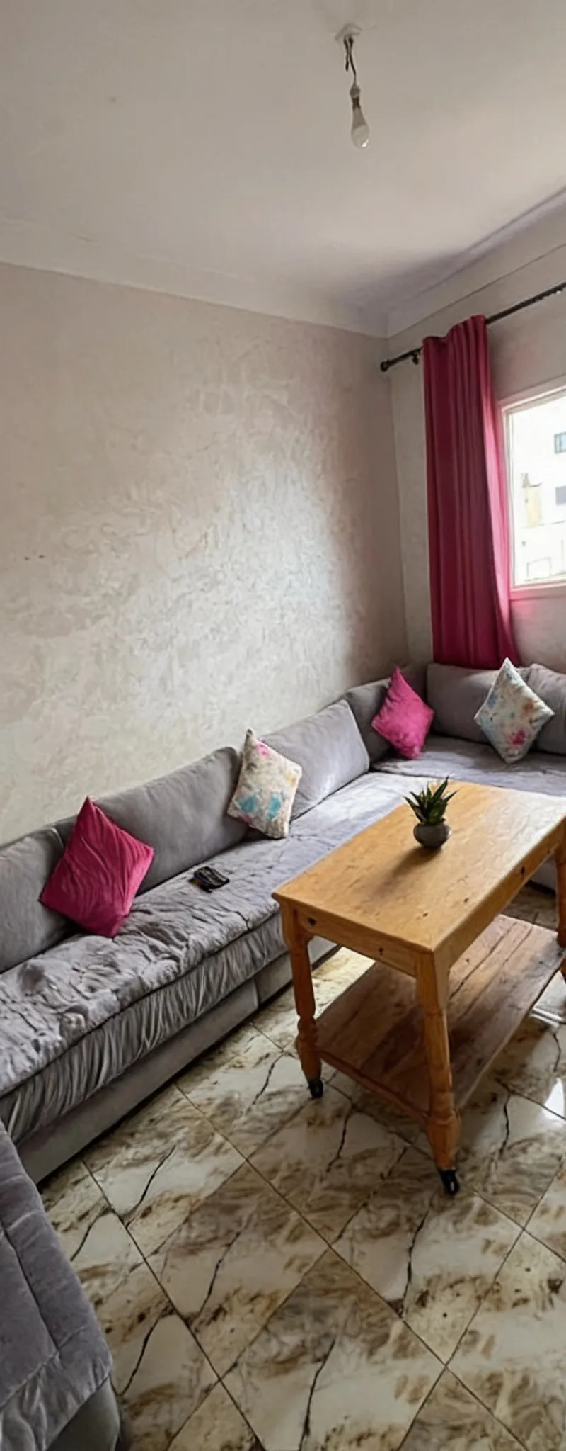 Bel Appartement confortable proche Carrousel Mall