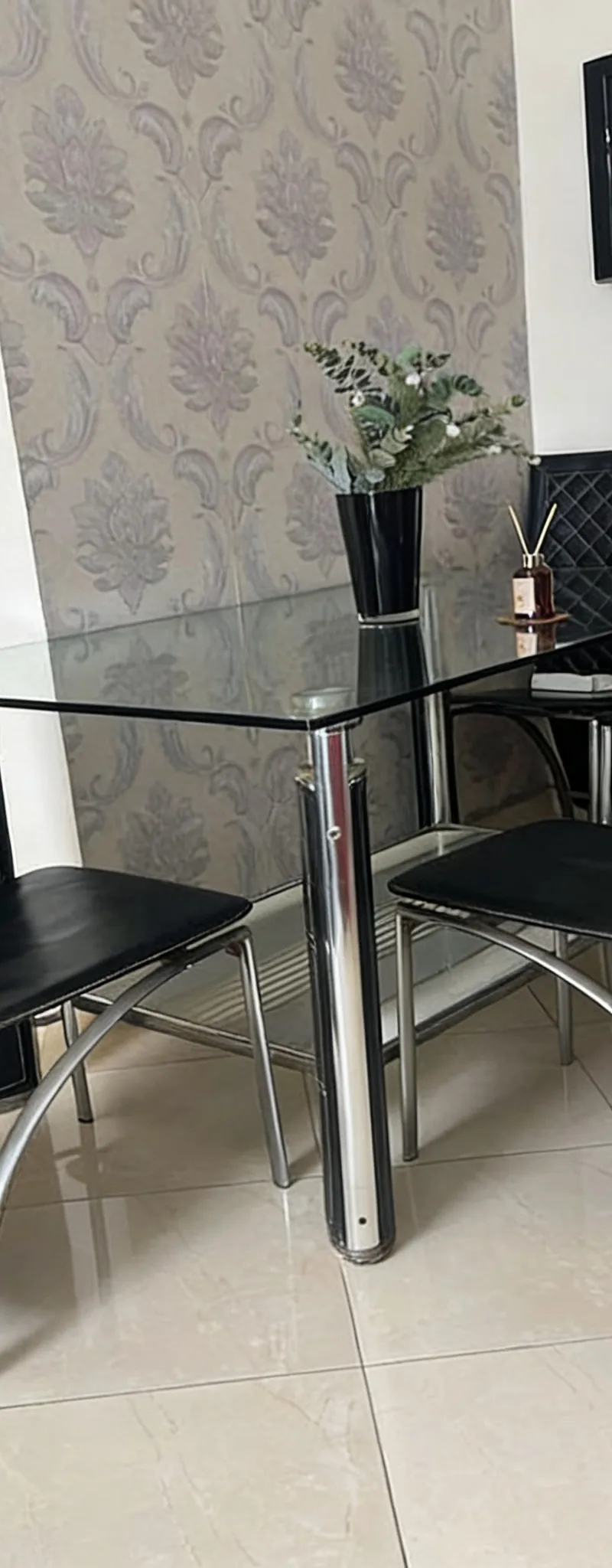 🏡 Appartement à louer – Abwab Guéliz