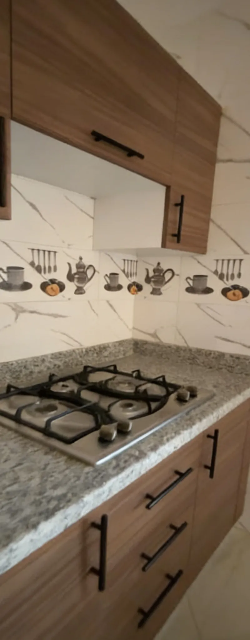 Appartement neuf à louer près de la station