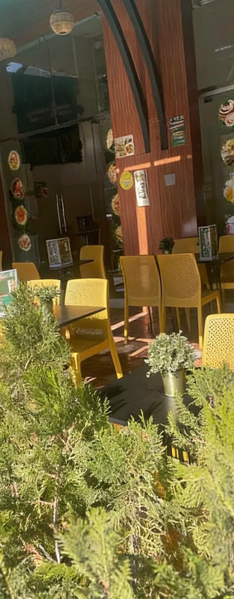 Local à louer pour une banque ou agence longue dur