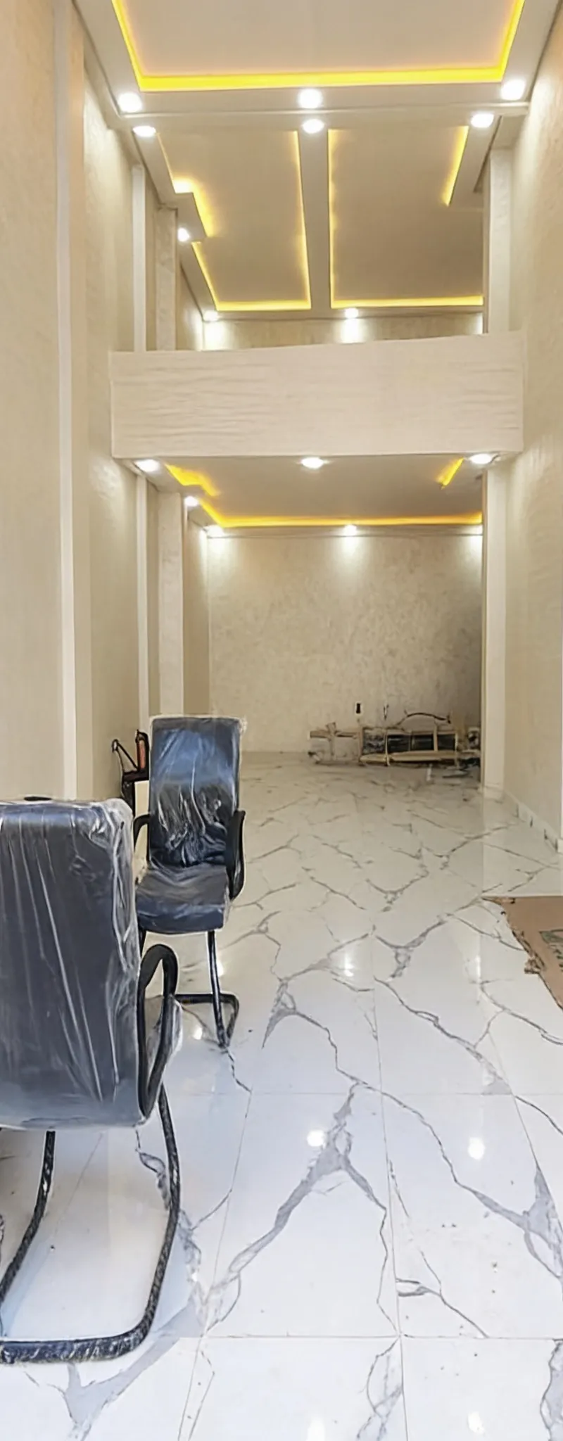 Local Tous Commerces finitions faites 201m2 Maarif