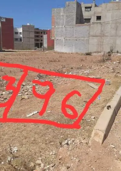 Lot terrain 104 m²