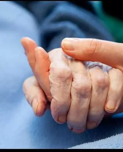 Garde malade /soin au personnes âgées