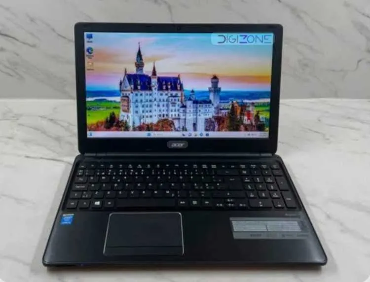 Acer i5 professionnel Ram 8 disc SSD batterie 4h