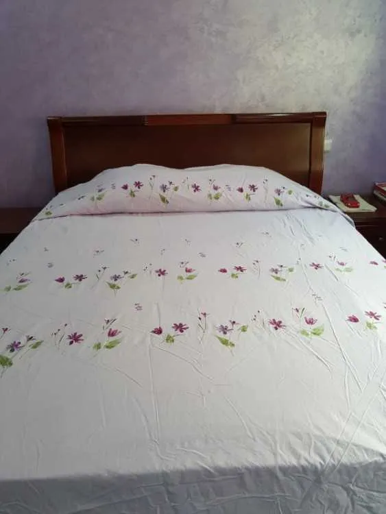 Location une chambre joliment meublée à oulfa
